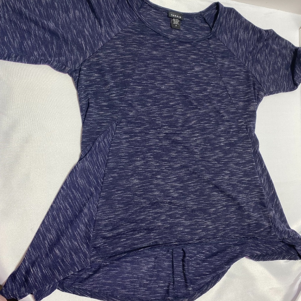 Torrid Size 0 HiLo Blue White Speckle Shirt